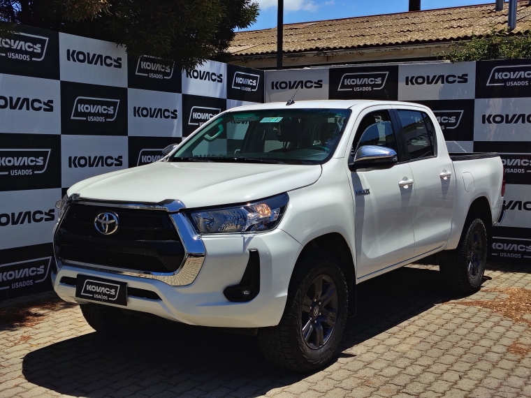 TOYOTA HILUX 2.4 SR 7 AB MT 4X2 DIESEL 2022