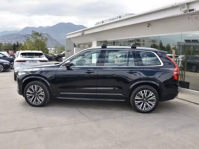 Volvo Xc90 2.0 B6 Momentum 4x4 At 5p 2022 Usado  Usado en Webautos.cl
