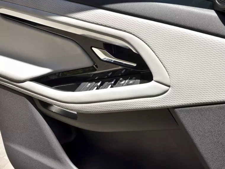 Land rover Evoque 2.0 I R-dynamic S At 4x4 2024 Usado  Usado en Webautos.cl