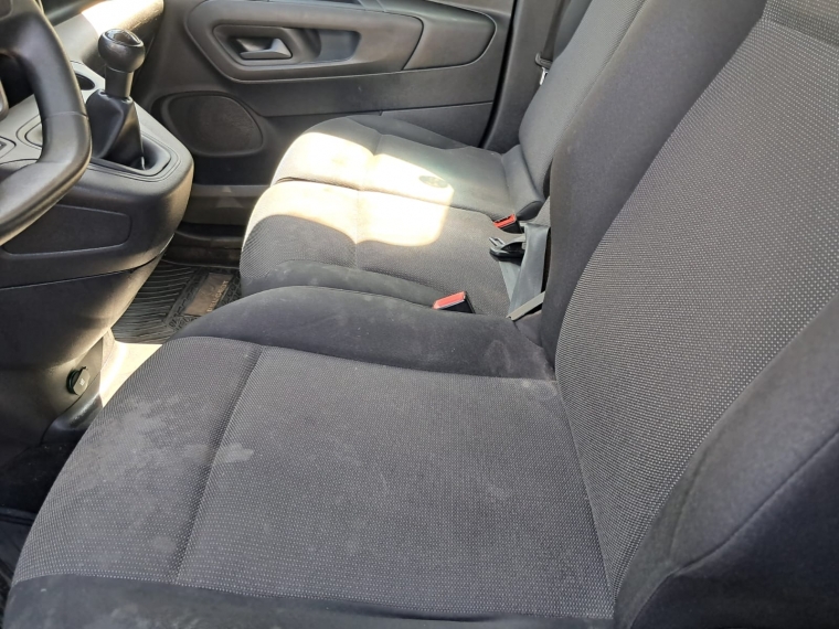 Peugeot Partner Hdi 92hp 1.6 2022  Usado en GT Autos