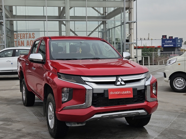 Mitsubishi L200 L200 D/c 2.4 Katana Crt 4x4 Special Pack 2021 Usado en Rosselot Usados