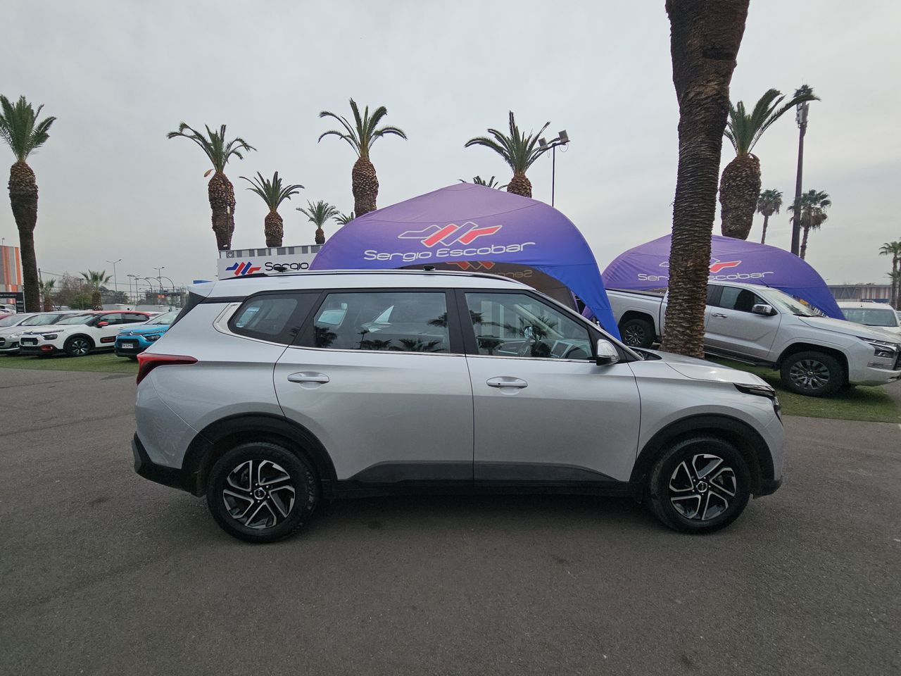 Kia Carens Carens Ex 1.4 Aut 2024 Usado en Usados de Primera - Sergio Escobar