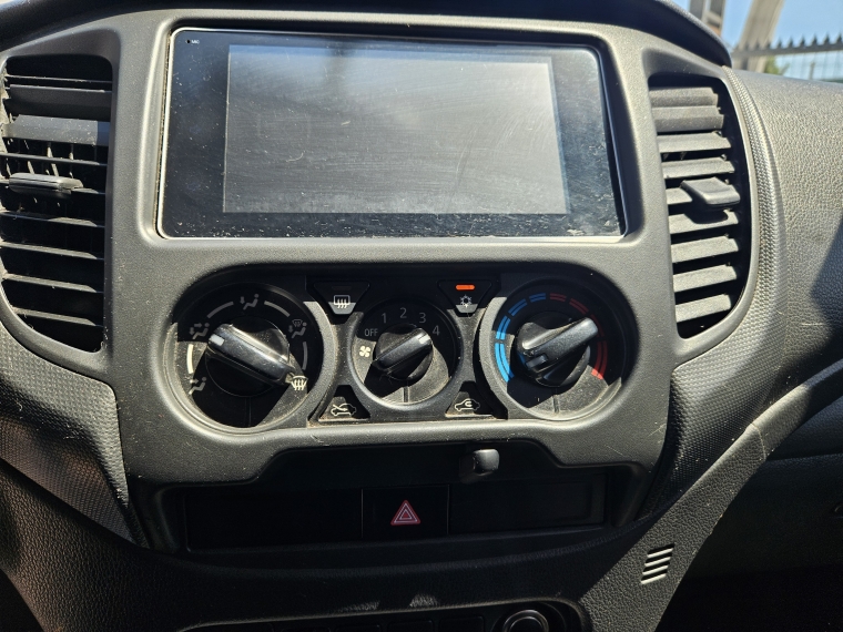 Mitsubishi L200 L200 Work Cr Wf 2.4 2022 Usado en Rosselot Usados