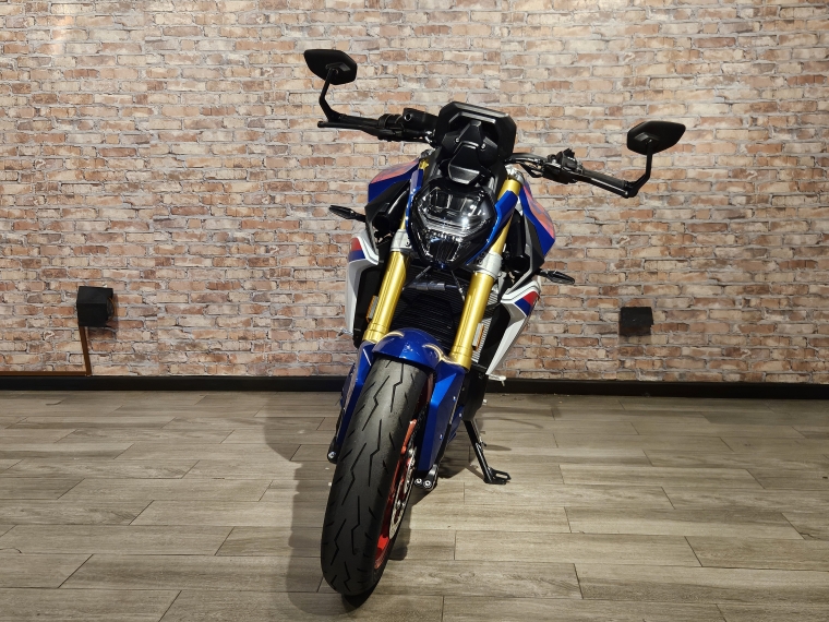 Bmw F 900 r . 2026 Usado en BMW Premium Selection Bmw F 900 r . 2026 Usado en BMW Premium Selection