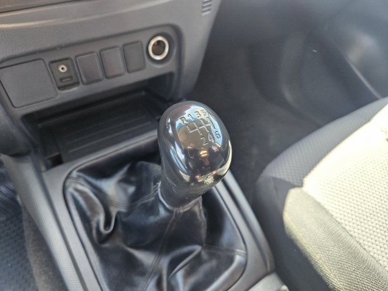 Mitsubishi L200 L200 D/c 2.4 Katana Crt 4x4 Special Pack 2023 Usado en Rosselot Usados