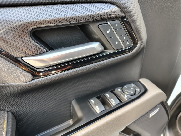 Chevrolet Silverado 6.2  Zr2  At   4x4 2023 Usado  Usado en Kovacs Usados