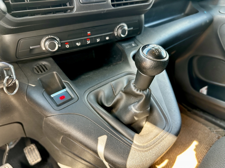Peugeot Partner Partner 1.6 Hdi Iv 2020 Usado en Rosselot Usados