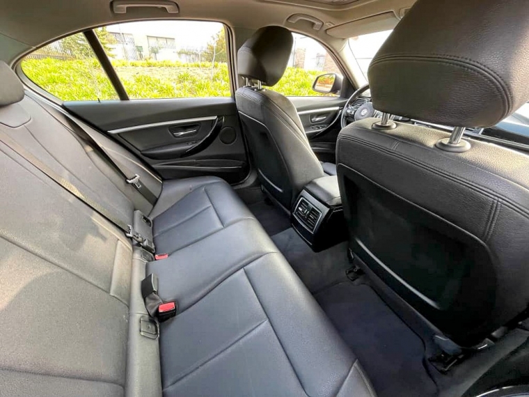 Bmw 318 I 1.5 Aut 2019  Usado en Automarket Chile