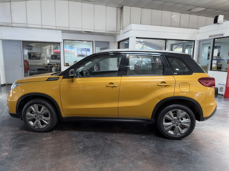 Suzuki Vitara Ii Glx 1.6l 5mt Ac 2021  Usado en Grass & Arueste