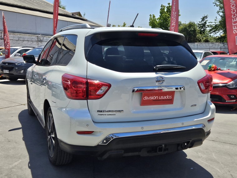 Nissan Pathfinder Pathfinder 3.5 Gsl Advance At 4x4 Cuero Techo 2019 Usado en Rosselot Usados