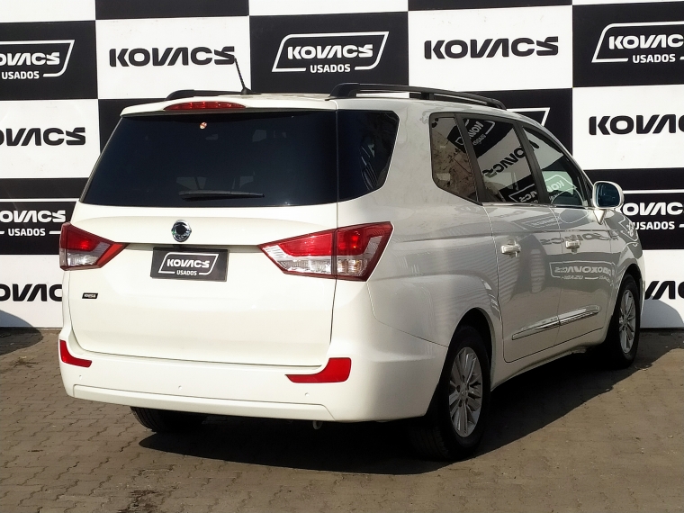 Ssangyong Stavic 2.0 Rd 301 Std Mt Diesel 2019 Usado  Usado en Kovacs Usados