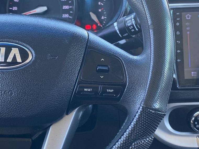 Kia Rio 4 Rio 4 Ex 1.4 2017 Usado en Rosselot Usados