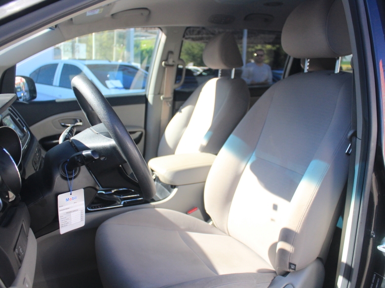 Kia Grand carnival Grand Carnival Ex 2.2 Dsl 8at - 1974 2019 Usado en Rosselot Usados