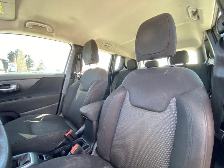 Jeep Renegade Renegade Sport 1.8 2022 Usado en Rosselot Usados