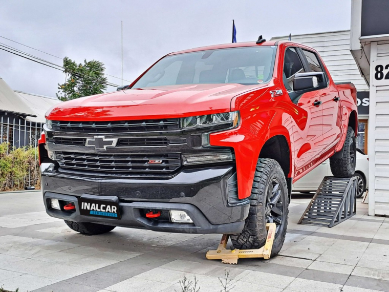 CHEVROLET SILVERADO LT DCAB 4X4 5.3 AT 2020
