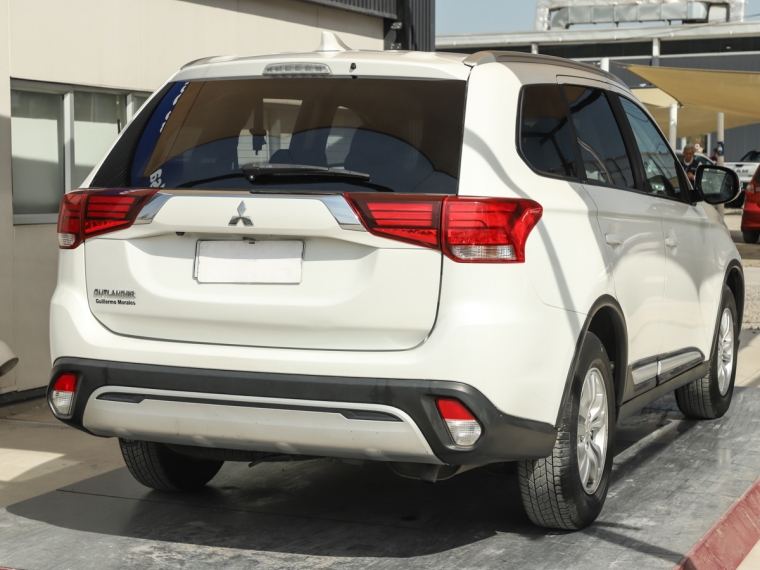 Mitsubishi Outlander 2.0 4x2  Mec 2019  Usado en Guillermo Morales Usados