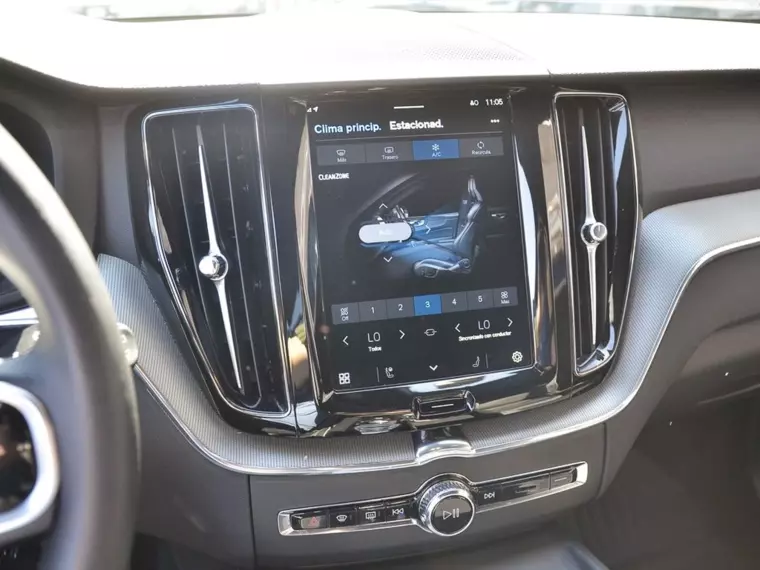 Volvo Xc60 T8 Awd Recharge Ultimate Dark 2025 Usado Usado en Webautos.cl Volvo Xc60 T8 Awd Recharge Ultimate Dark 2025 Usado Usado en Webautos.cl