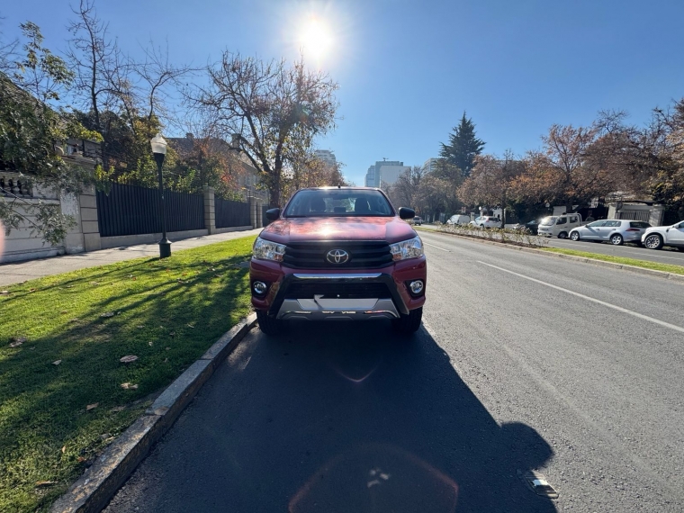 TOYOTA HILUX DX 4X2 2.4 - imagen 17