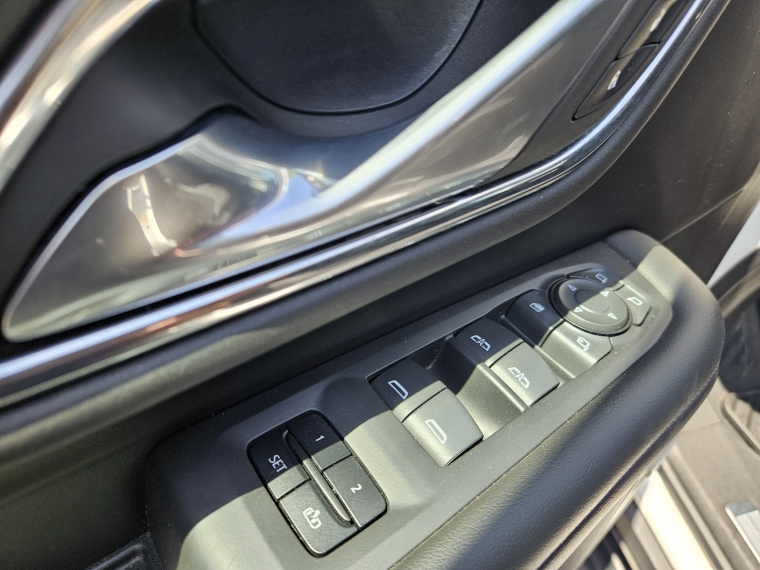 Chevrolet Tahoe 5.3 Z71 At 4x4 2023 Usado  Usado en Kovacs Usados