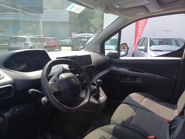 Peugeot Partner Partner Hdi 92 L2 1.6 2021 Usado en Rosselot Usados