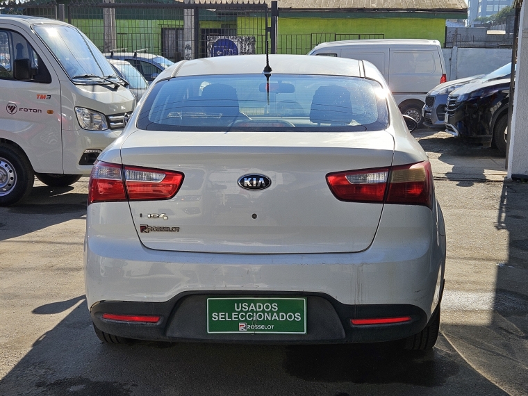 Kia Rio 4 Rio 4 Ex 1.4l 6mt Euro V - 1521 2015 Usado en Rosselot Usados