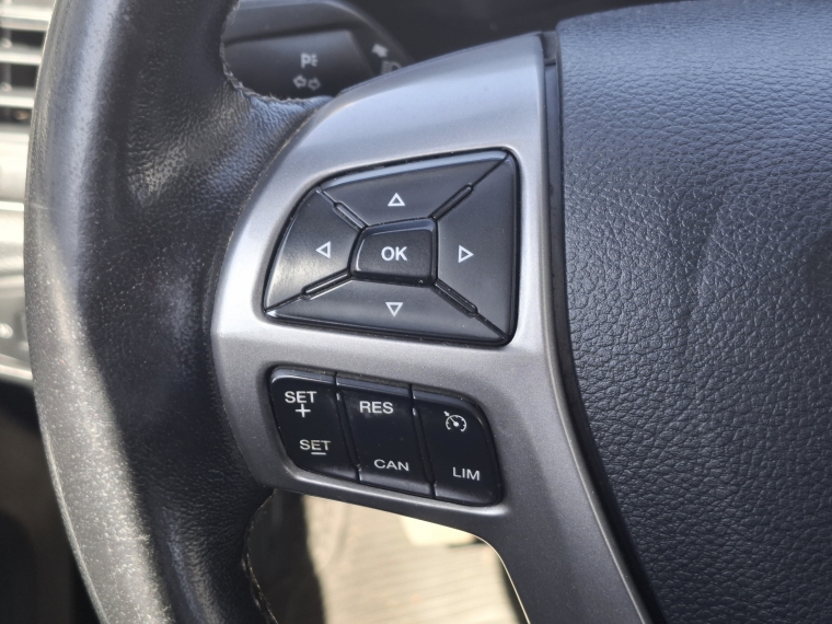 Ford Ranger Dsl Xlt Mt 4x4 3.2 2022 Usado  Usado en Kovacs Usados