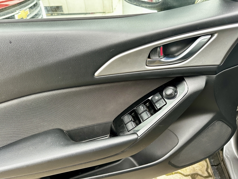 Mazda 3 New 3 2.0 Aut 2018 Usado Usado en Kovacs Usados Mazda 3 New 3 2.0 Aut 2018 Usado Usado en Kovacs Usados