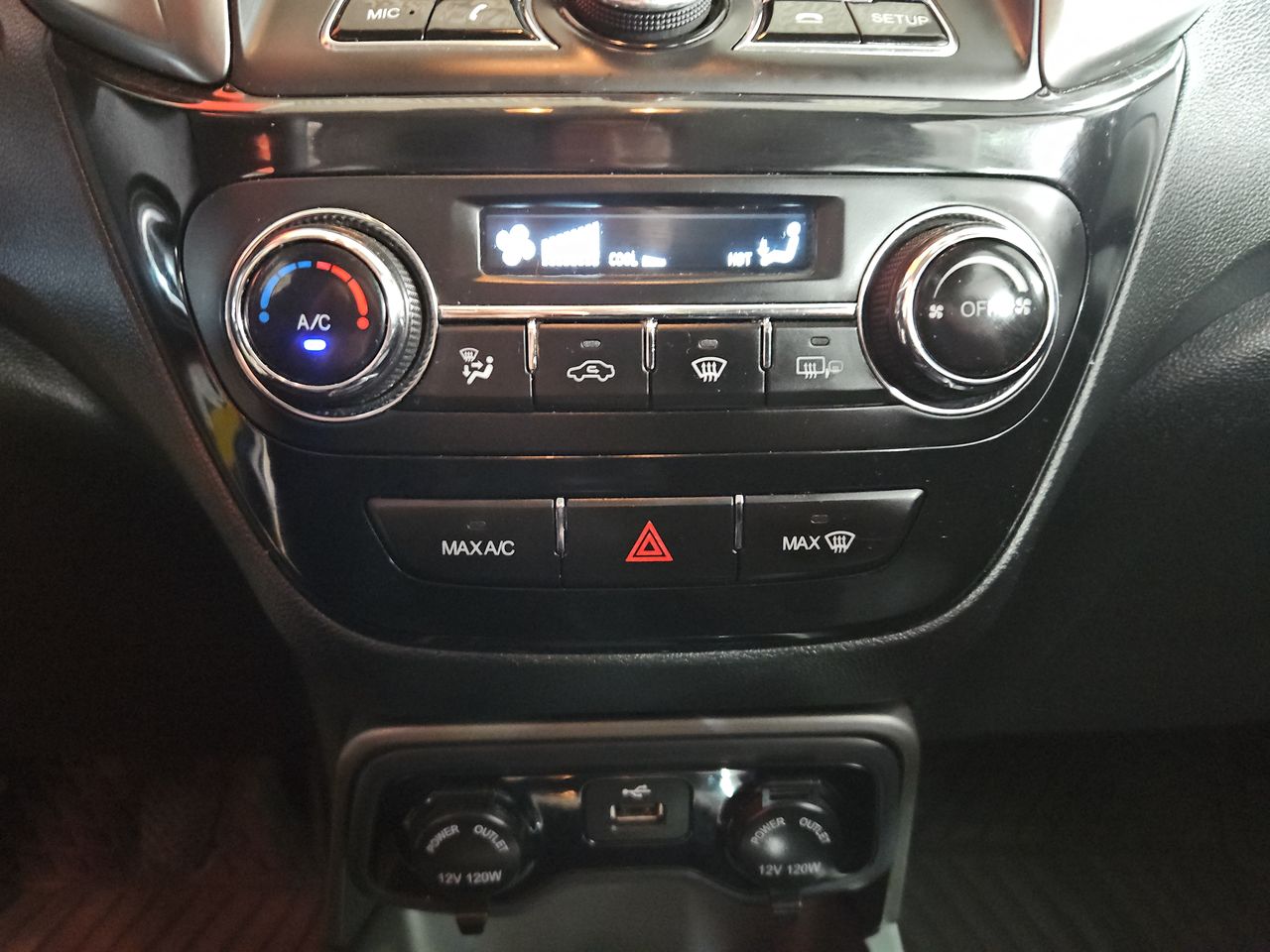 Changan Cs15 Cs15 Hatch Back 1.5 2022 Usado en Usados de Primera - Sergio Escobar