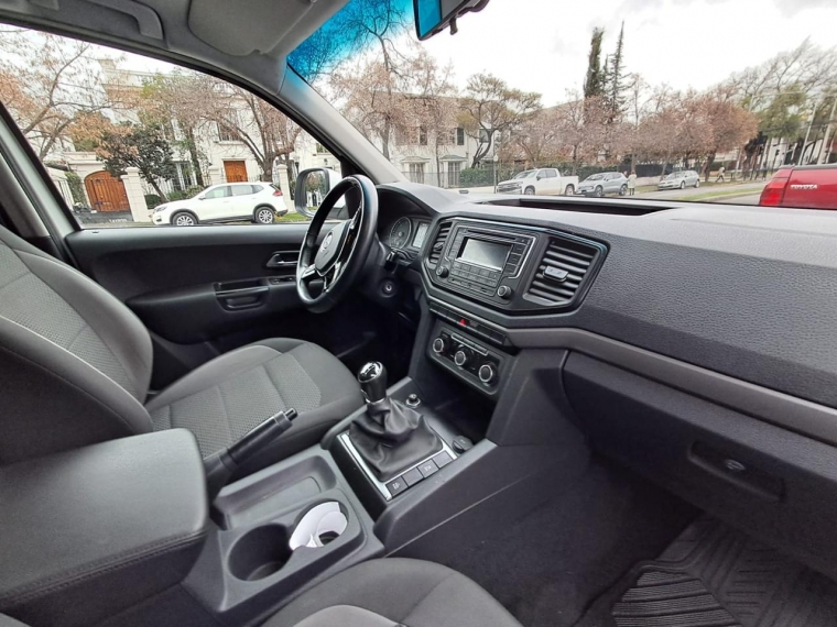 Volkswagen Amarok 4X4 2.0 Trendline — foto 10 de 17