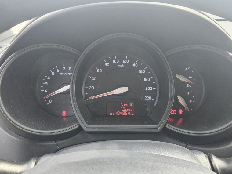 Kia Rio 4 4 Ex 1.4 2017 Usado  Usado en Kovacs Usados