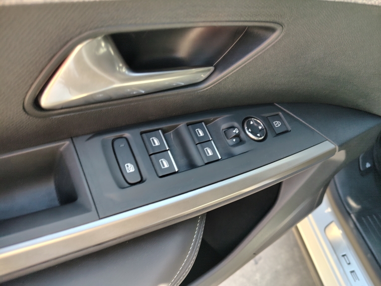 Peugeot 5008 5008 Mhev 1.2 Aut 2025 Usado en Rosselot Usados
