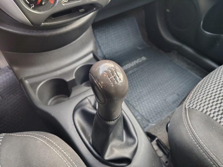 Nissan Versa 1.6 Sense Mt 2018 Usado  Usado en Kovacs Usados