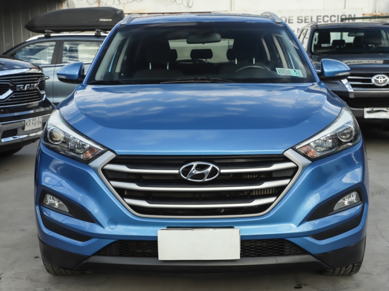 Hyundai Tucson 2.0 Gl Mt 2wd Ac 2ab Crdi 2016  Usado en Guillermo Morales Usados