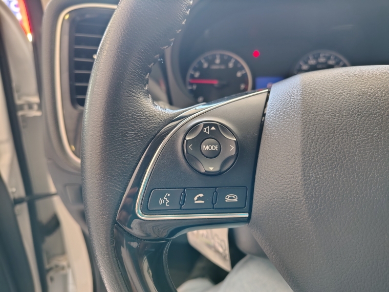 Mitsubishi Outlander Outlander Cvt 2.0 Aut 2022 Usado en Rosselot Usados