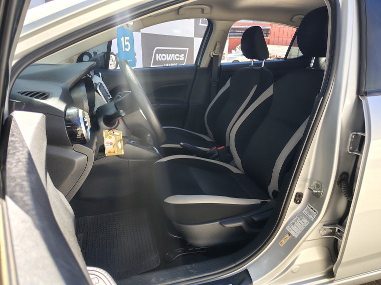 Nissan Versa 1.6 Advance Mt 2022 Usado  Usado en Kovacs Usados