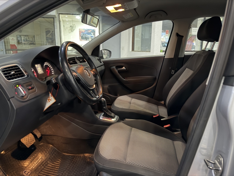 Volkswagen Polo Highline 1.6l Aut 2016  Usado en Grass & Arueste
