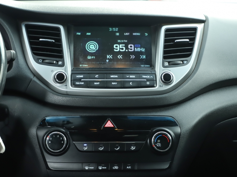 Hyundai Tucson Tl 2.0 6at Gl Advance 2016  Usado en Guillermo Morales Usados