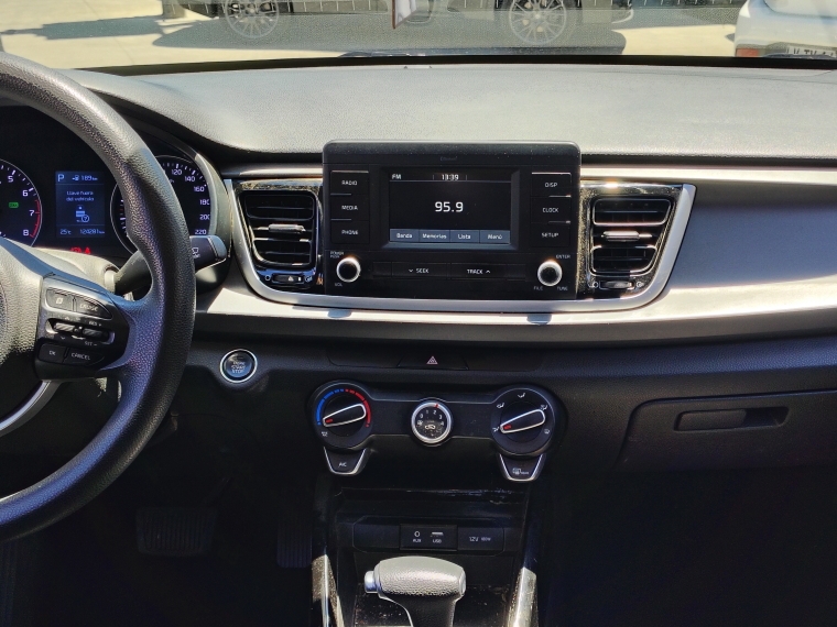 Kia Rio 4 Rio 4 Ex 1.4 Aut 2018 Usado en Rosselot Usados