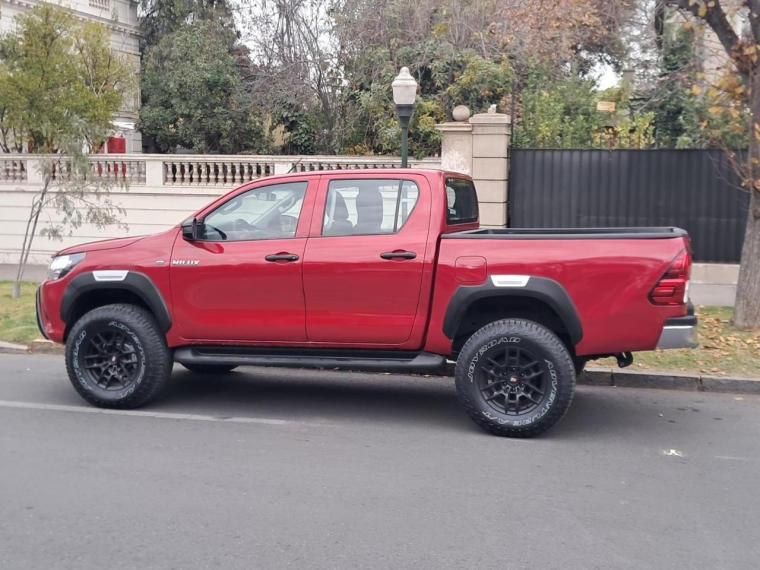 TOYOTA HILUX DX 4X4 2.4 - imagen 4