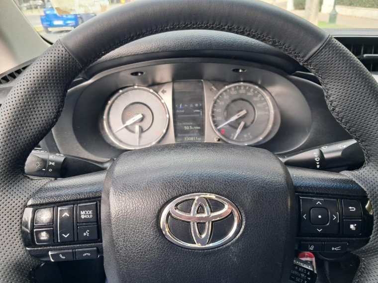 TOYOTA HILUX DX 4X2  2.4 - imagen 12