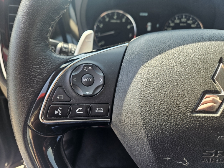 Mitsubishi Outlander Outlander 4x4 2.4 Aut 2022 Usado en Rosselot Usados
