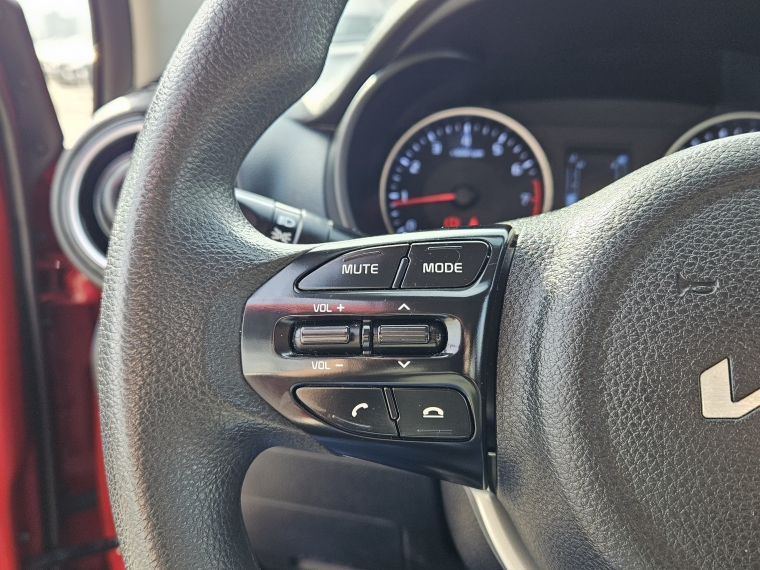 Kia Soluto Soluto Lx 1.4l 5mt Ac - 2225 2023 Usado en Rosselot Usados