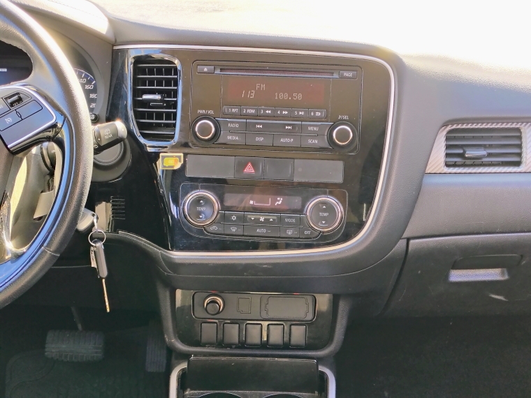 Mitsubishi Outlander Outlander 4x4 At Glx 2.4 + 2018 Usado en Rosselot Usados