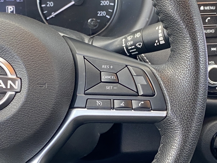 Nissan Kicks 1.6 Exclusive At 2023 Usado  Usado en Webautos.cl