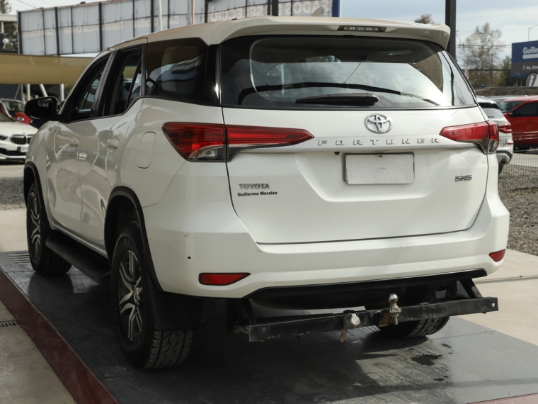 Toyota Fortuner Srv 2.7 2018  Usado en Guillermo Morales Usados