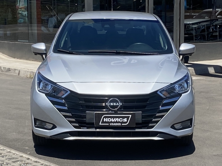 Nissan Versa 1.6 Advance Mt 2024 Usado  Usado en Kovacs Usados