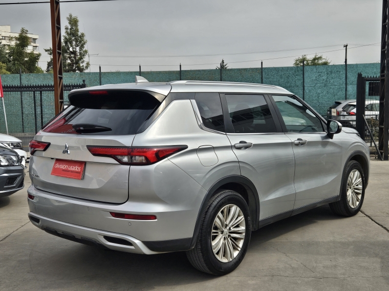 Mitsubishi Outlander Outlander Glx 2.5 Aut 2023 Usado en Rosselot Usados