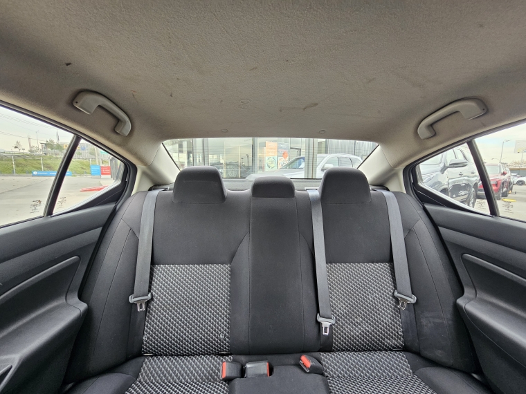 Nissan Versa Versa Sense Mt 1.6 2023 Usado  Usado en Kovacs Usados