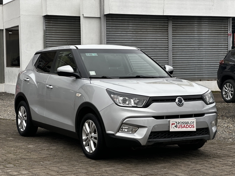 Ssangyong Tivoli Tivoli Gas 4x2 1.6 Mt Tv1010 2017 Usado en Rosselot Usados