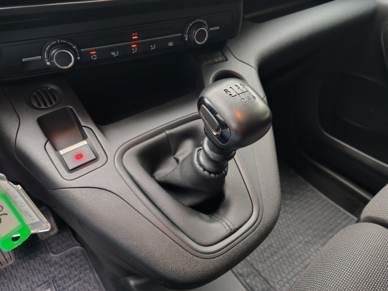 Peugeot Partner Partner L1 Blue Hdi 100 1.5 2024 Usado  Usado en Kovacs Usados